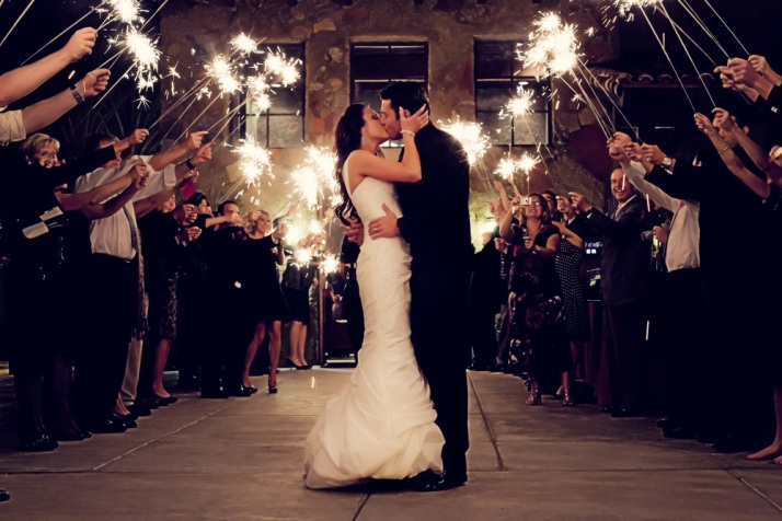 Фото бенгальские огни на свадьбе — Киров Кировская область | kirovkirovskaya.salutsklad.ru